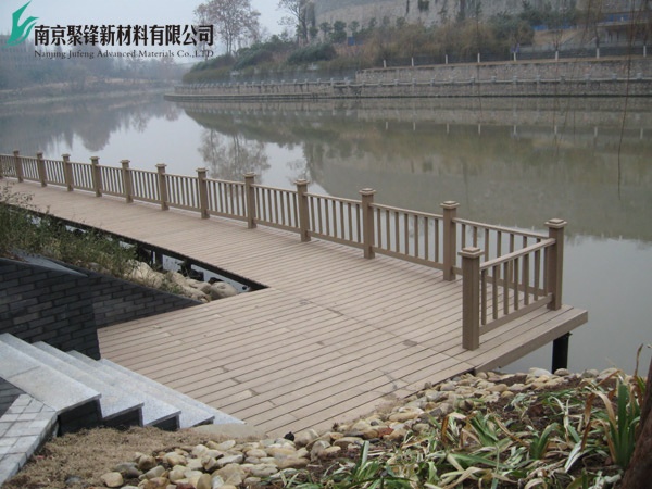 聚鋒塑木助力南京1865科技創(chuàng)意產(chǎn)業(yè)園升級改造